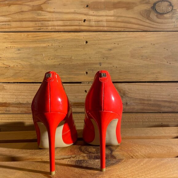Ivanka Trump NWOB Patent Coral Red Pumps - Picture 4 of 5